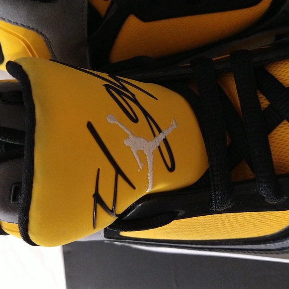 Jordan Flight 23 RST - Picture 2 of 12